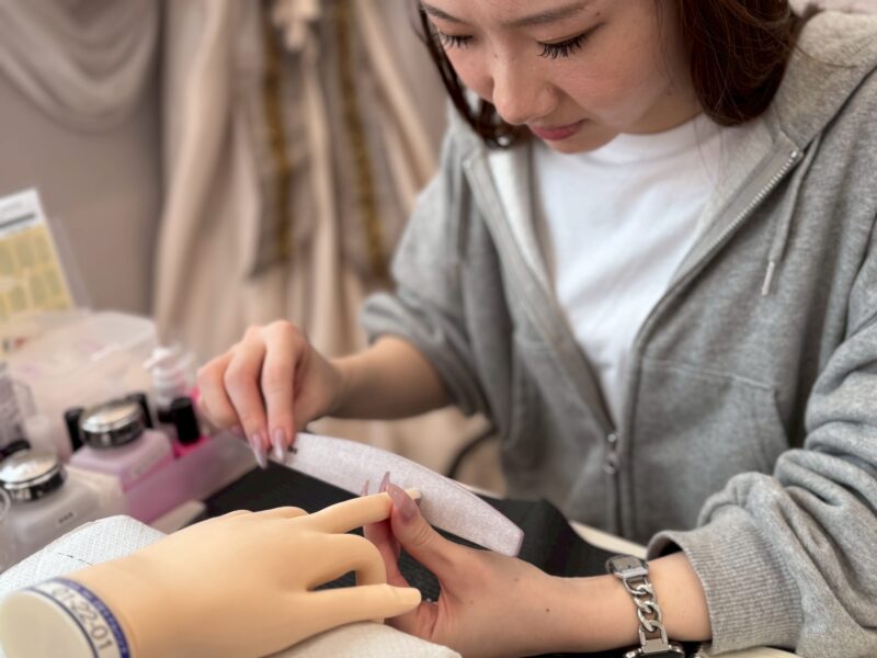 チップラップでサロンワークを学ぶ